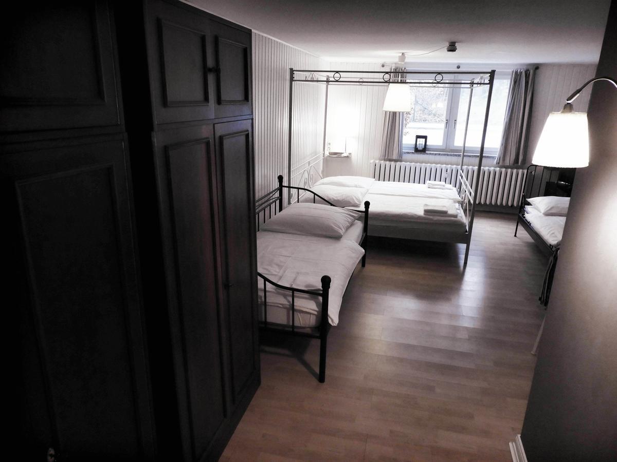 Ferienzimmer In Graal-Mueritz Bilik gambar