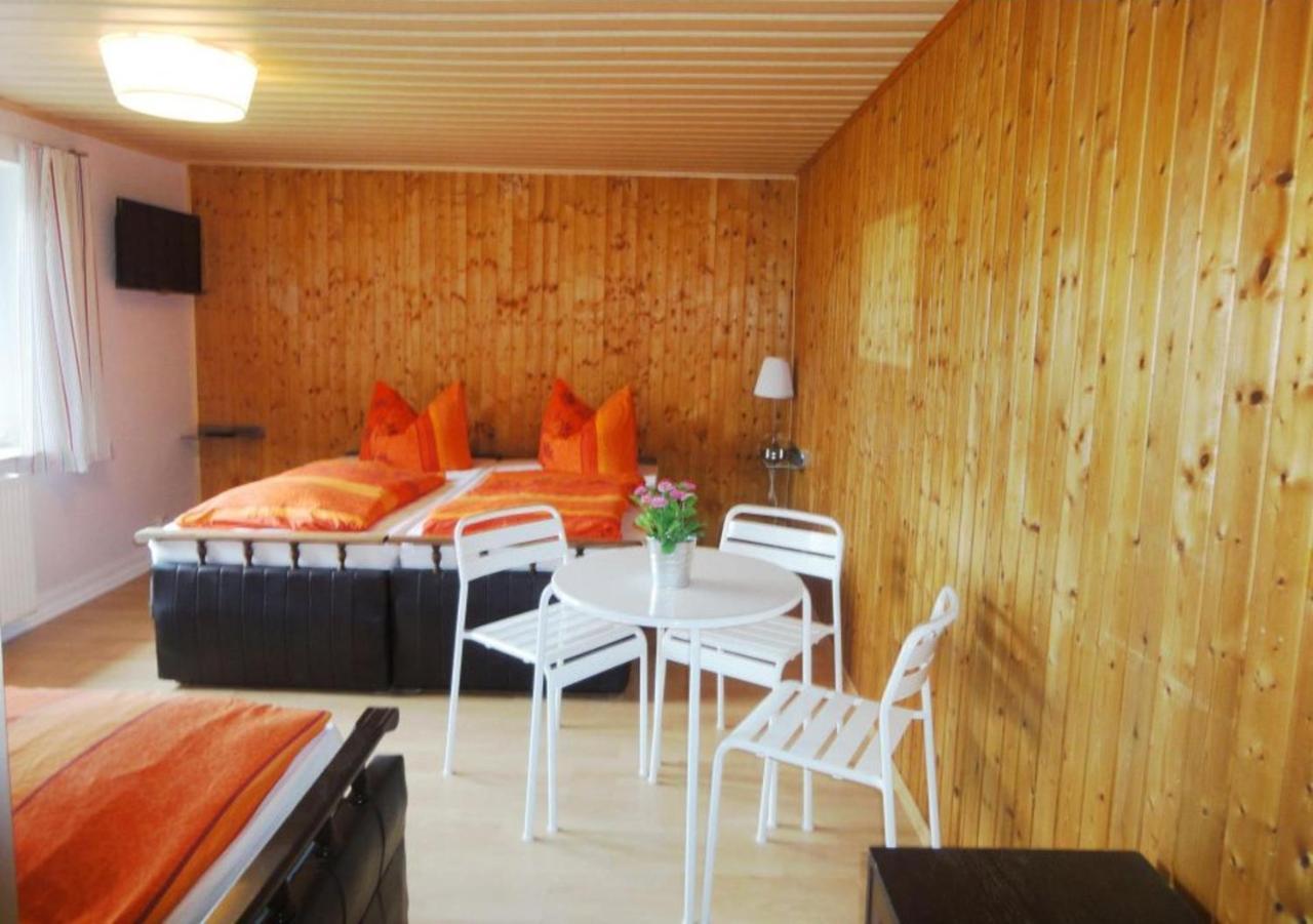 Ferienzimmer In Graal-Mueritz Bilik gambar